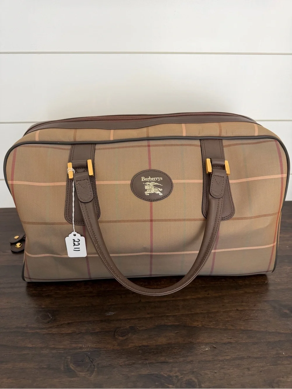 Burberry classic plaid